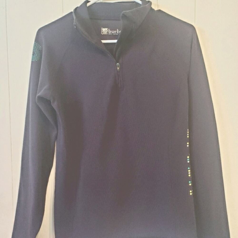 Burton lightweight pullover. Size M
